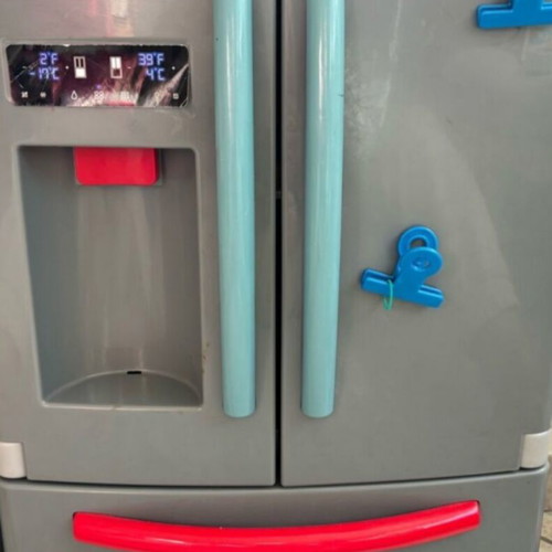 Little Tikes refrigerator