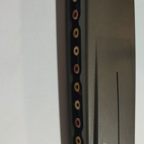 Xtreme AV Selector 4 in 1 out audio video like new