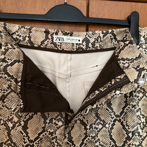 Zara women's pants like new, size XXL, beige snake texture
