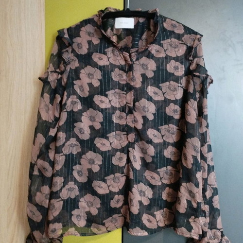 Neo Noir women's shirt used with floral pattern, size M