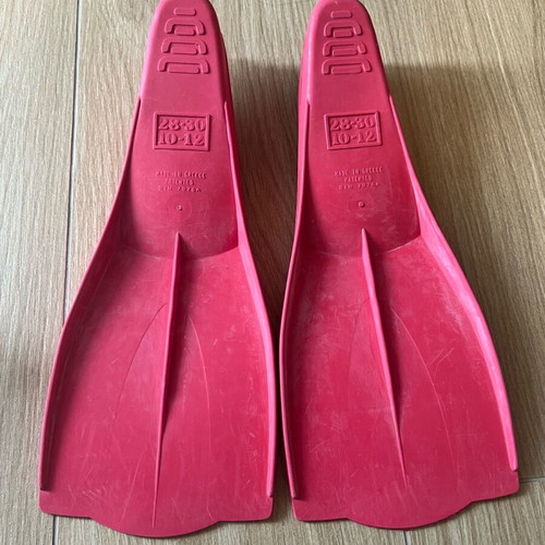Majorca fins used, size 28-30, in very good condition