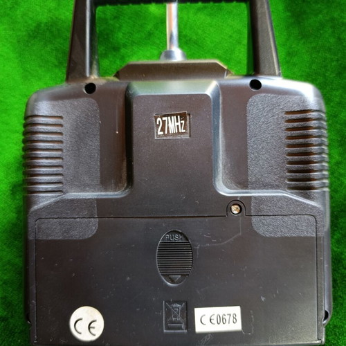 Wireless 3-channel remote control transmitter for RC helicopters