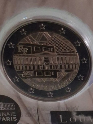 2 Euro France 2025 Louvre coin new
