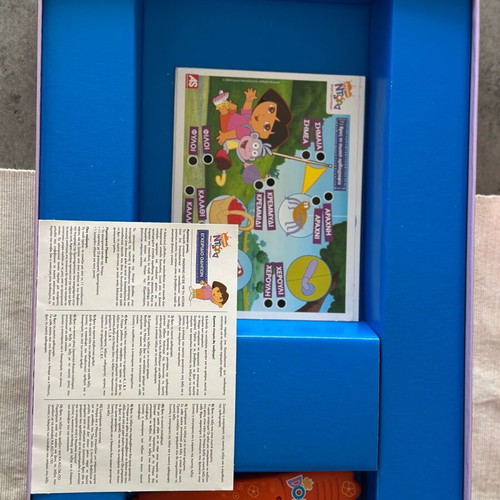Dora game with electronic pen like new