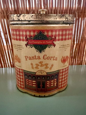 Vintage metal airtight box for pasta used
