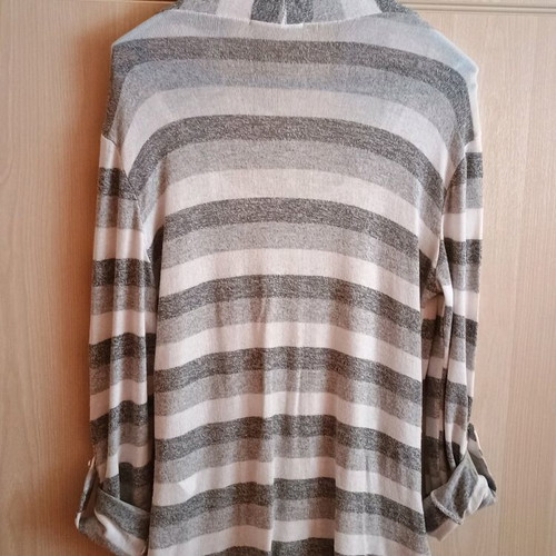 Wrap blouse used, white and gray, with integrated top
