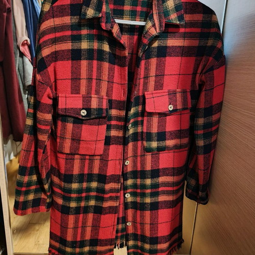 Pink Woman plaid shirt jacket like new, brown and red