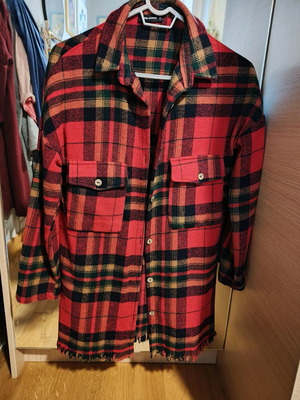 Pink Woman plaid shirt jacket like new, brown and red