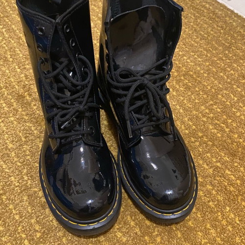 Dr Martens leather boots like new, size 38