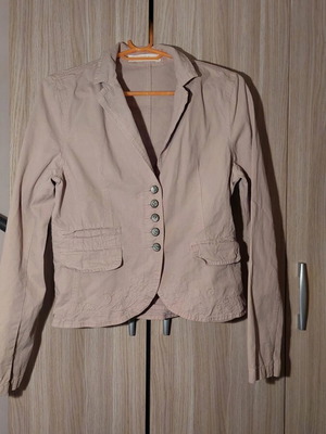 Beige blazer type jacket like new, size M