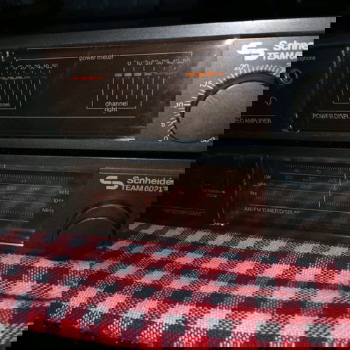 Schneider team 6021 radio and amplifier like new