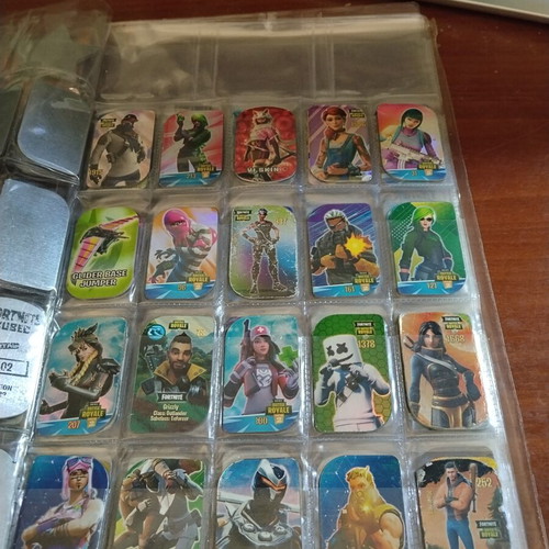 Fortnite holographic and magnetic tags collection used, 211 pieces
