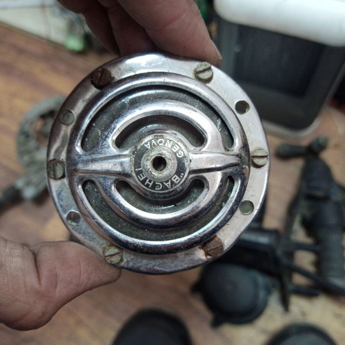 Horn BACHEL GENOVA 6V used, Vespa