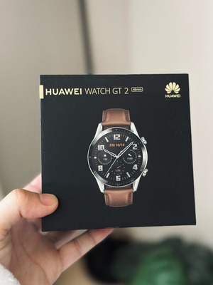 Huawei Watch GT 2 46mm като нов с кожена каишка