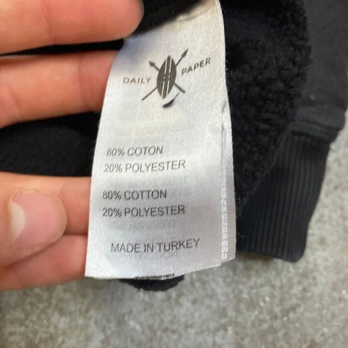 Daily Paper sweater size S, black streetwear
