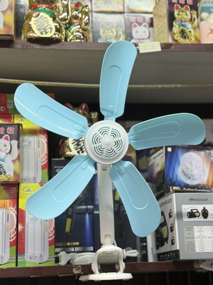 Small table fan new
