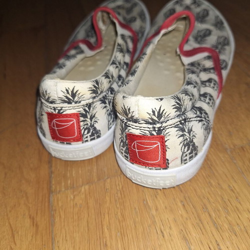 BucketFeet sneakers hand-painted pineapple design like new, size 38, white and red