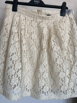 Women's mini lace skirt No 10 like new, beige