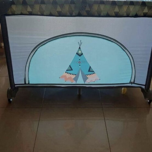 Lionelo playpen new with mattress and mosquito net