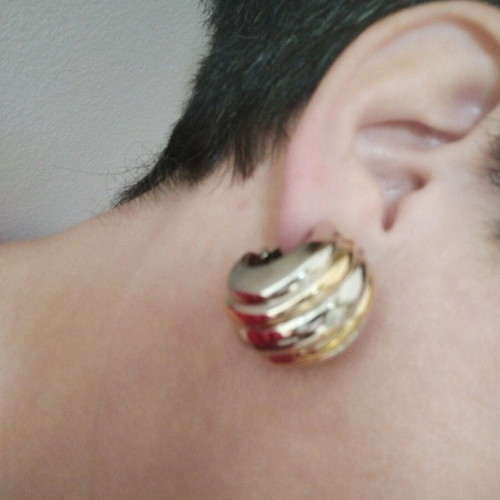 Earrings impressive like new
