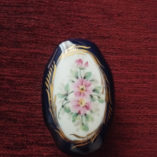 Vintage French Porcelain Couleuvre Trinket Box like new