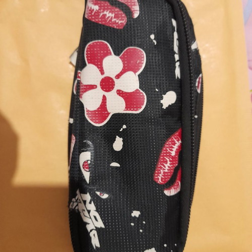 No Fear Barrel Pencil Case used with 2 compartments