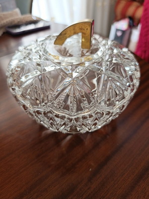 Crystal fondue pot with gold details like new