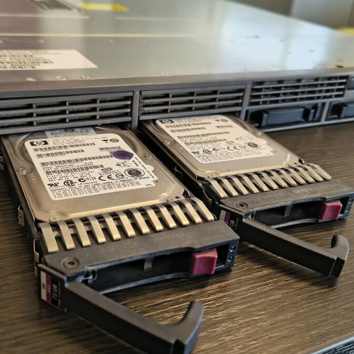 HPE Proliant DL360 G5 server used in excellent condition