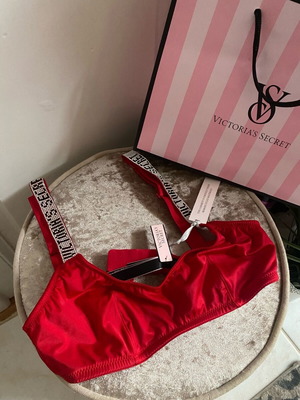 Victoria's Secret satin bralette bra red new with tags, size xsmall
