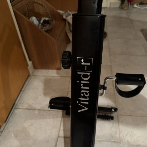 Vertical Stepper like new for cardio and leg strengthening