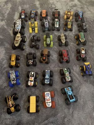 Monster truck set of 31 used