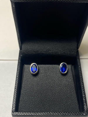 White gold 14k earrings with zircon and certificate of authenticity