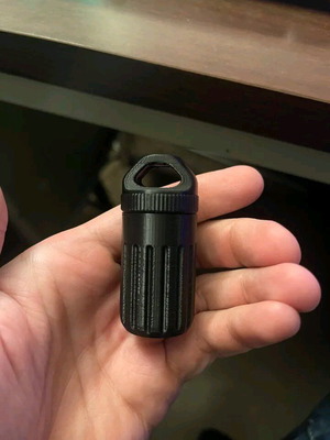 Mini keychain hanging storage container