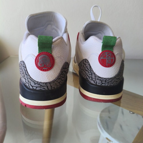 Jordan Spizike Low SE Do The Right Thing sneakers size 44.5