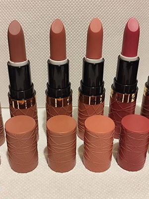 Lipsticks pack of 19 new with matte, lip gloss, lip pencils, shimmer