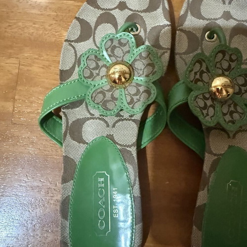 Coach Patty vintage women's thong sandals like new, beige and green