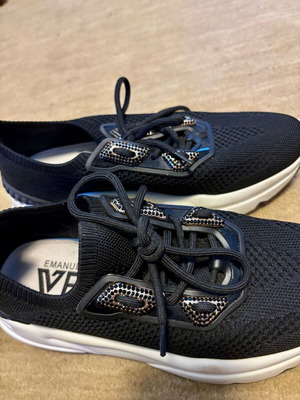 Emanuelle Vee sneakers black with strass and chunky sole like new, size 41