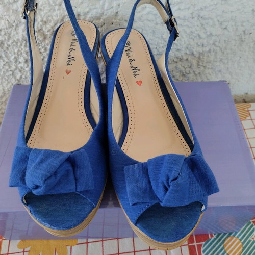 Voi&Noi women's platform sandals used, size 38, navy