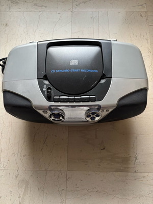 Philips AZ1310 CD radio cassette player like new