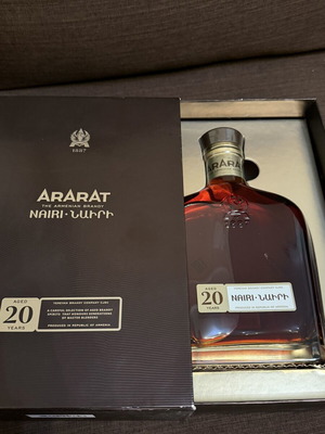 Κονιάκ Ararat 20 ετών, σφραγισμένο