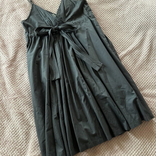 GAP dress gray with strap like new, size M
