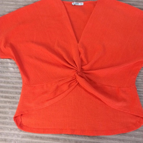 Zara crop t-shirt orange like new, size S