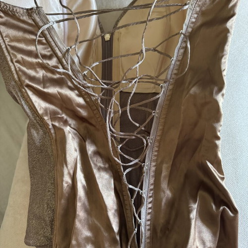 Corset Med rose gold size Medium like new