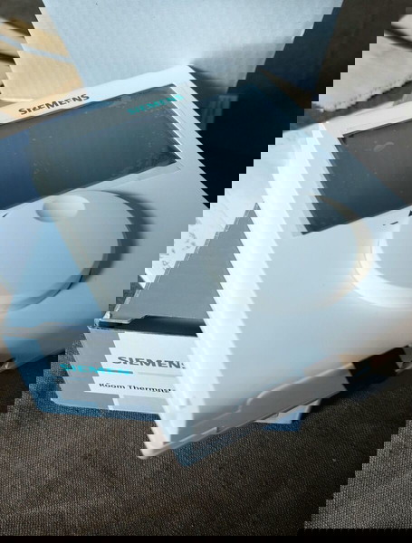 Siemens RDH100 ψηφιακός θερμοστάτης