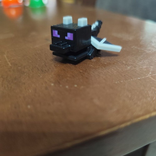 Minecraft Kinder Joy Ender Dragon figure