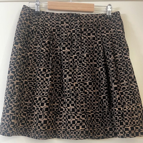 Sandro skirt like new, size S, beautiful design