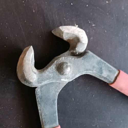 Old pliers used