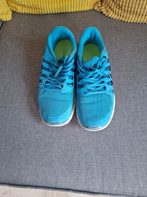 Παπούτσια Nike ανδρικά αθλητικά σαν καινούργια, μέγεθος 44, μπλε