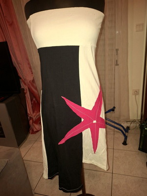 Strapless mako asymmetric dress like new, white-black with fuchsia star, size S-M