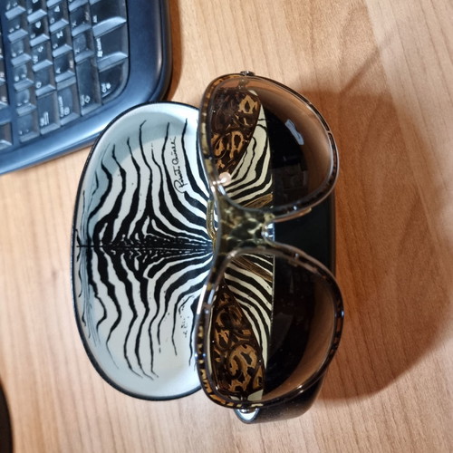 Roberto Cavalli sunglasses new, collectible, modern design